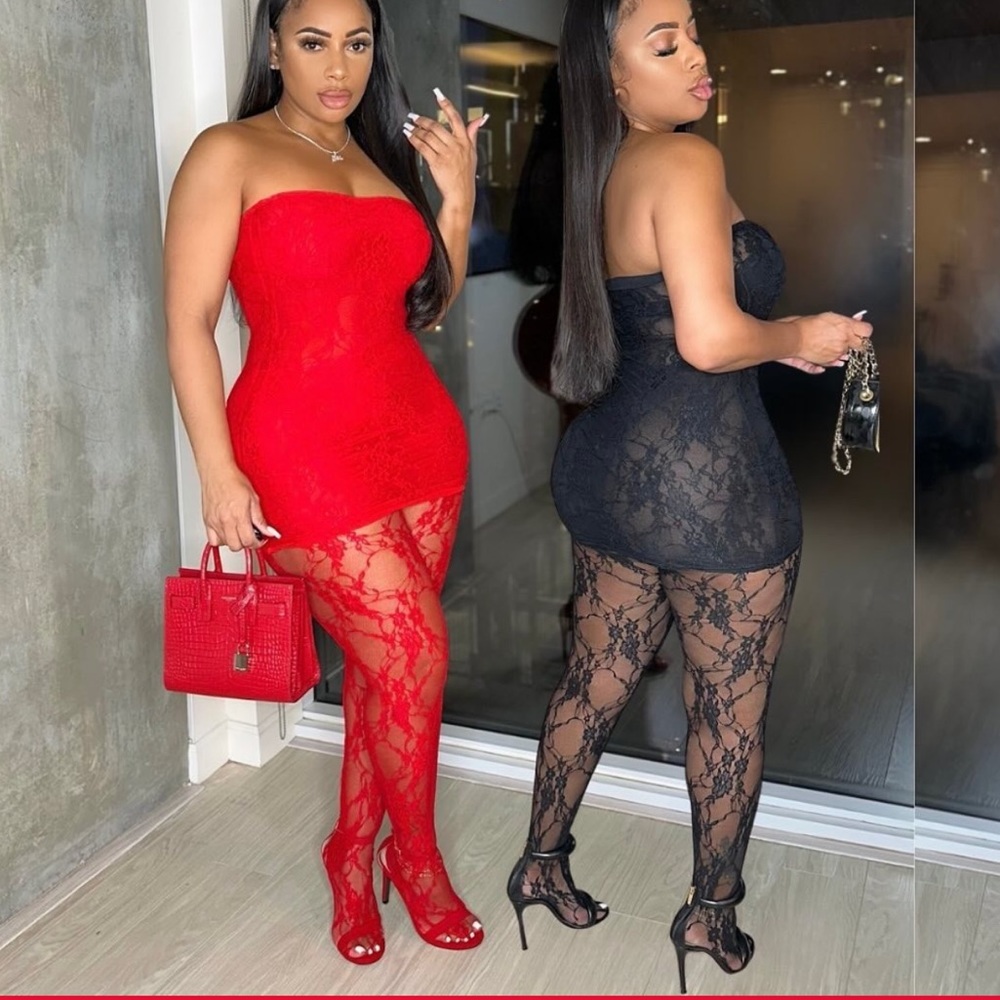RED LACE DRESS SET! - Picture 2 of 5